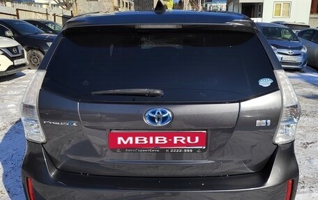 Toyota Prius Alpha I (ZVW40/41), 2014 год, 1 200 000 рублей, 6 фотография
