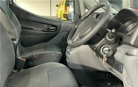 Nissan NV200, 2021 год, 1 637 000 рублей, 10 фотография