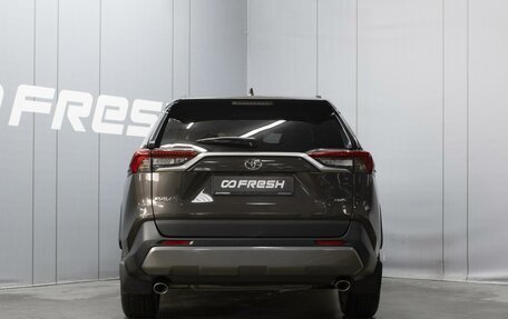 Toyota RAV4, 2020 год, 3 220 000 рублей, 4 фотография