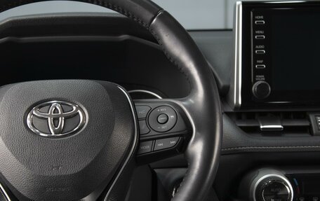 Toyota RAV4, 2020 год, 3 220 000 рублей, 12 фотография