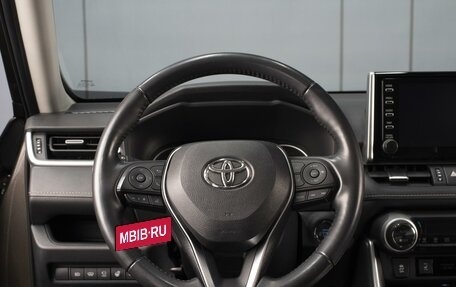 Toyota RAV4, 2020 год, 3 220 000 рублей, 10 фотография