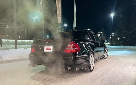 Mercedes-Benz E-Класс, 2004 год, 1 150 000 рублей, 3 фотография