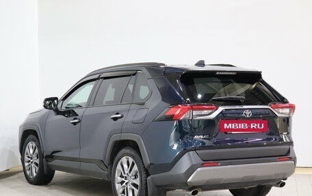 Toyota RAV4, 2020 год, 2 950 000 рублей, 7 фотография