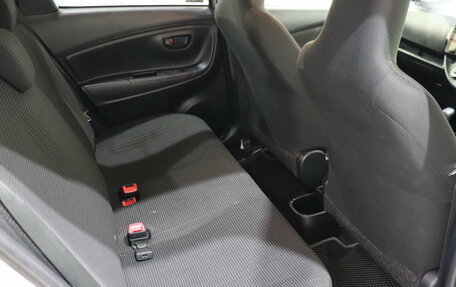 Toyota Vitz, 2019 год, 955 000 рублей, 16 фотография