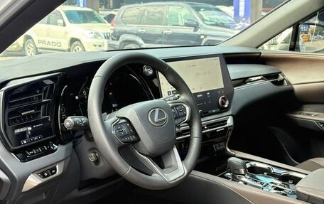 Lexus RX IV рестайлинг, 2026 год, 9 120 000 рублей, 12 фотография