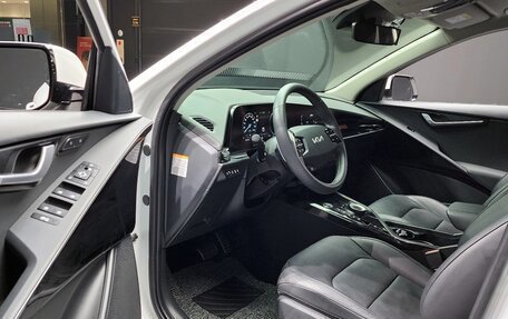 KIA Niro, 2022 год, 1 980 888 рублей, 6 фотография