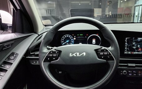 KIA Niro, 2022 год, 1 980 888 рублей, 7 фотография