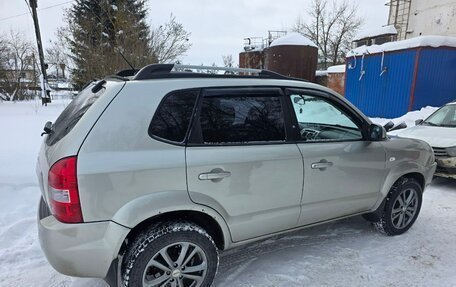 Hyundai Tucson III, 2007 год, 720 000 рублей, 2 фотография