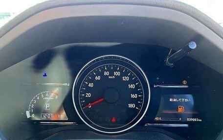 Honda Vezel, 2021 год, 1 580 000 рублей, 6 фотография