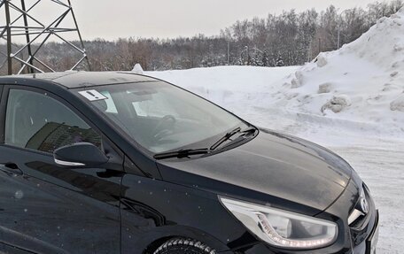 Hyundai Solaris II рестайлинг, 2013 год, 680 000 рублей, 4 фотография