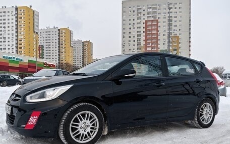 Hyundai Solaris II рестайлинг, 2013 год, 680 000 рублей, 13 фотография