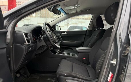 KIA Sportage IV рестайлинг, 2019 год, 2 359 000 рублей, 10 фотография