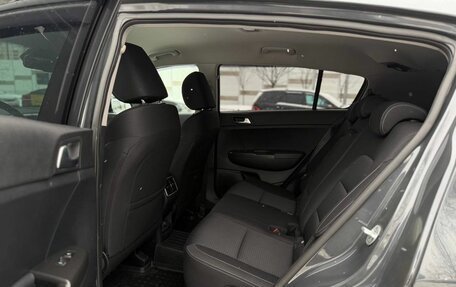 KIA Sportage IV рестайлинг, 2019 год, 2 359 000 рублей, 12 фотография