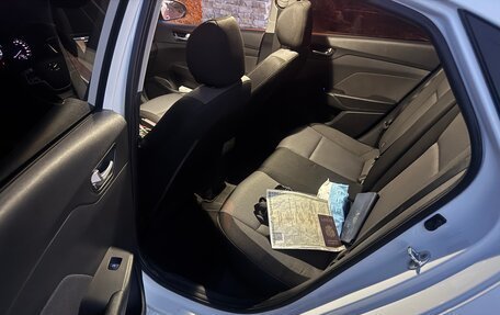 Hyundai Solaris II рестайлинг, 2018 год, 1 200 000 рублей, 9 фотография