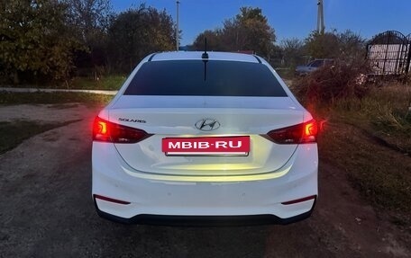 Hyundai Solaris II рестайлинг, 2018 год, 1 200 000 рублей, 2 фотография