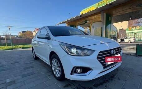 Hyundai Solaris II рестайлинг, 2018 год, 1 200 000 рублей, 11 фотография
