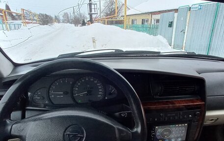 Opel Omega B, 2002 год, 300 000 рублей, 3 фотография