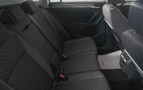 Volkswagen Tiguan II, 2018 год, 2 349 000 рублей, 10 фотография