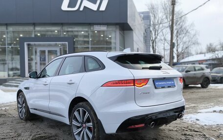 Jaguar F-Pace, 2016 год, 3 350 000 рублей, 6 фотография