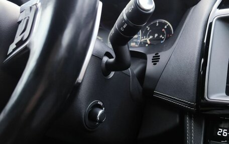 Jaguar F-Pace, 2016 год, 3 350 000 рублей, 25 фотография