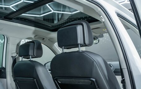 Volkswagen Tiguan II, 2017 год, 1 926 000 рублей, 29 фотография