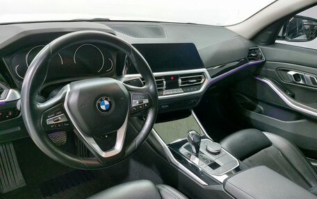 BMW 3 серия, 2019 год, 2 799 000 рублей, 10 фотография