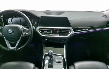 BMW 3 серия, 2019 год, 2 799 000 рублей, 12 фотография