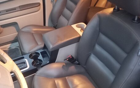 Ford Escape II, 2008 год, 850 000 рублей, 16 фотография