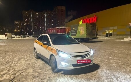 Hyundai Solaris II рестайлинг, 2016 год, 450 000 рублей, 1 фотография