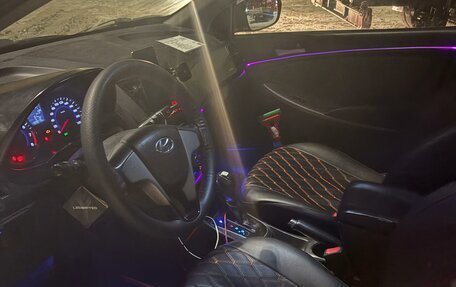 Hyundai Solaris II рестайлинг, 2016 год, 450 000 рублей, 5 фотография