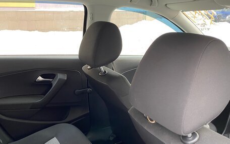 Volkswagen Polo VI (EU Market), 2011 год, 400 000 рублей, 3 фотография