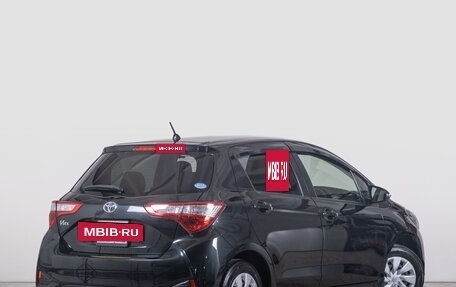 Toyota Vitz, 2019 год, 1 079 000 рублей, 6 фотография