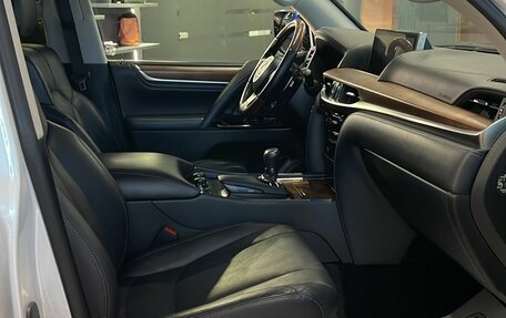 Lexus LX III, 2018 год, 8 300 000 рублей, 14 фотография