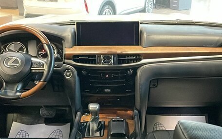 Lexus LX III, 2018 год, 8 300 000 рублей, 16 фотография