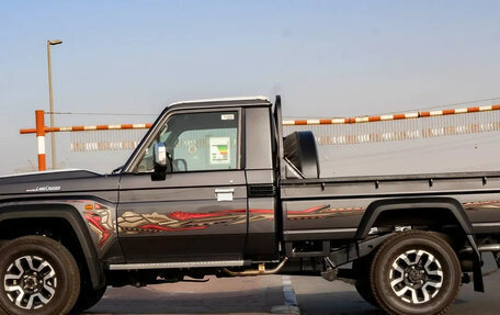 Toyota Land Cruiser 70, 2025 год, 9 180 000 рублей, 5 фотография