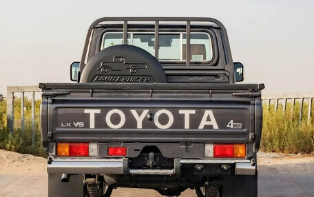 Toyota Land Cruiser 70, 2025 год, 9 180 000 рублей, 4 фотография