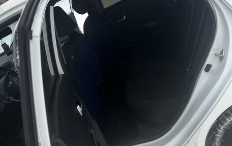 KIA Rio III рестайлинг, 2015 год, 720 000 рублей, 6 фотография