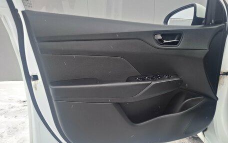 Hyundai Solaris II рестайлинг, 2018 год, 1 250 000 рублей, 15 фотография