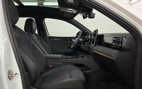 Volkswagen Tiguan, 2025 год, 5 080 000 рублей, 14 фотография