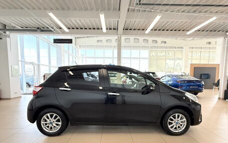 Toyota Vitz, 2018 год, 1 129 000 рублей, 7 фотография