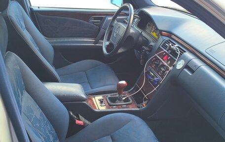 Mercedes-Benz E-Класс, 1998 год, 750 000 рублей, 3 фотография