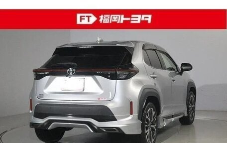 Toyota Yaris Cross, 2022 год, 1 706 000 рублей, 2 фотография