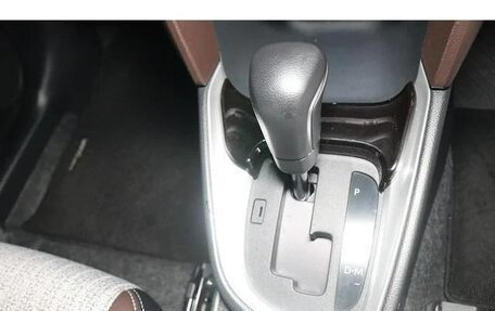 Toyota Yaris Cross, 2022 год, 1 706 000 рублей, 17 фотография