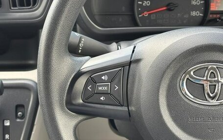 Toyota Passo III, 2022 год, 937 000 рублей, 12 фотография