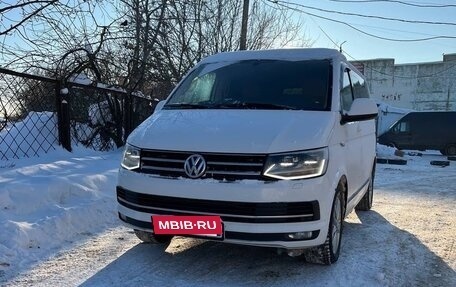 Volkswagen Multivan T6 рестайлинг, 2015 год, 3 200 000 рублей, 3 фотография