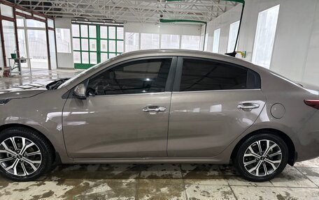 KIA Rio IV, 2021 год, 1 875 000 рублей, 3 фотография