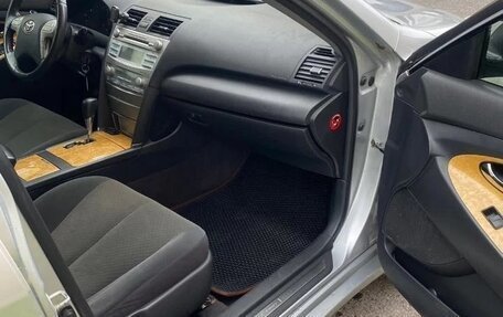 Toyota Camry, 2007 год, 790 000 рублей, 10 фотография