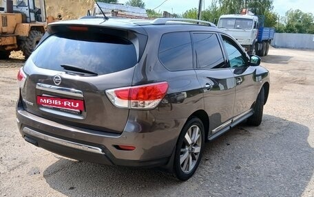 Nissan Pathfinder, 2015 год, 2 000 000 рублей, 4 фотография