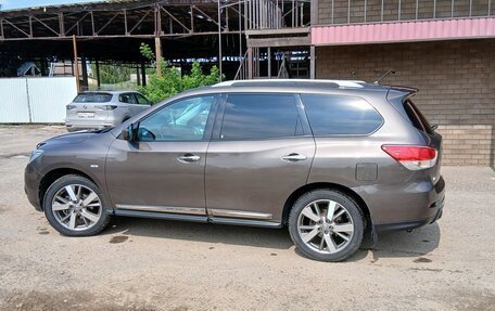 Nissan Pathfinder, 2015 год, 2 000 000 рублей, 5 фотография