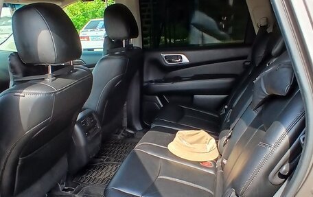 Nissan Pathfinder, 2015 год, 2 000 000 рублей, 15 фотография